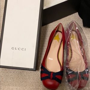 Gucci flats